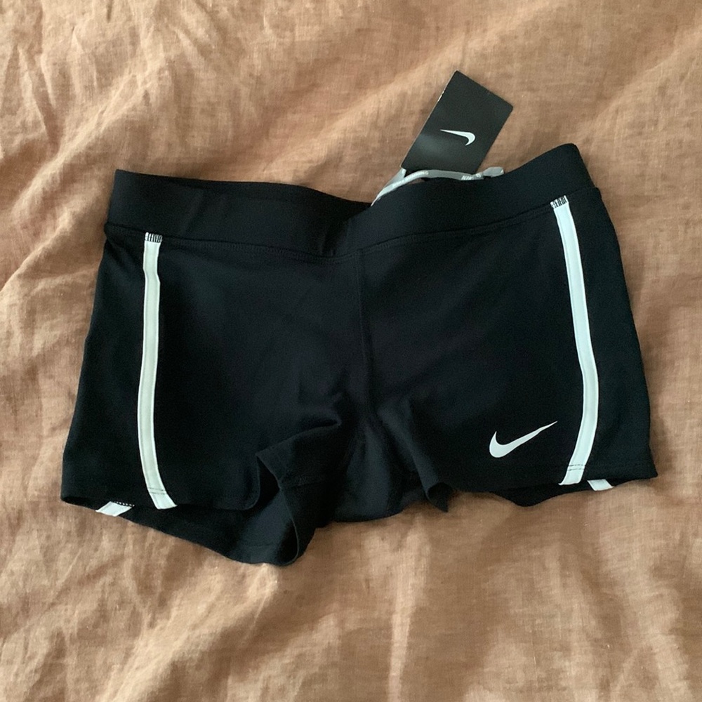 Nike Tempo Short